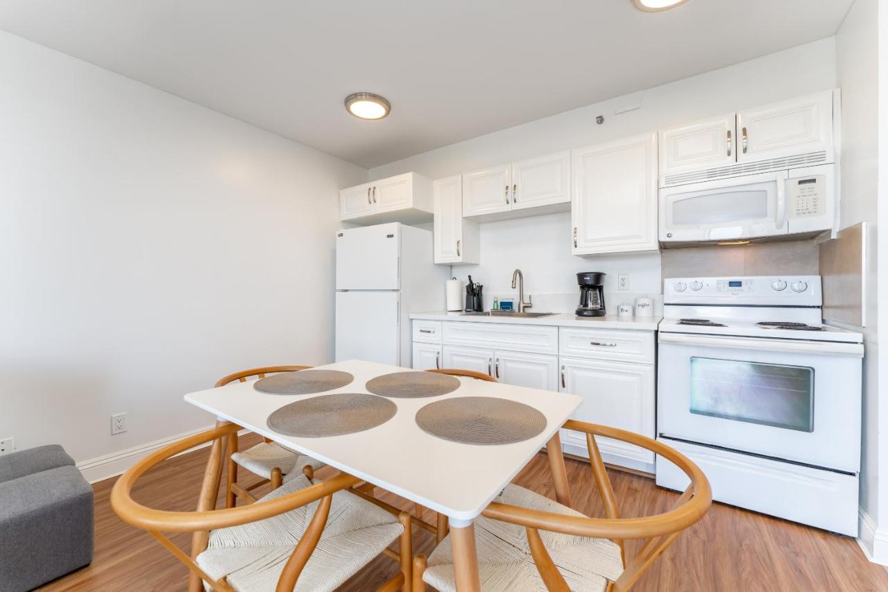 Waikiki Banyan W-Ocean Views With Free Parking! Apartment Honolulu Exterior foto